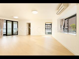 Soho - Albron Court 03