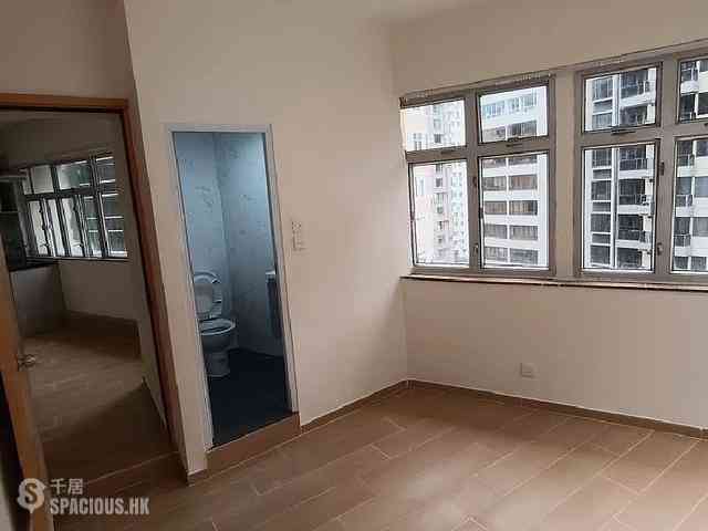 Wan Chai - Senior Building 04