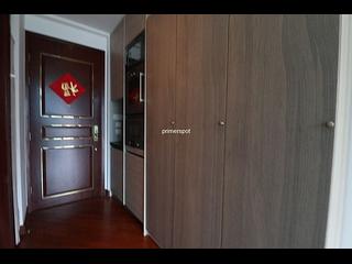 Wan Chai - The Avenue Phase 2 06