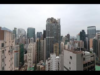 Wan Chai - The Avenue Phase 2 08
