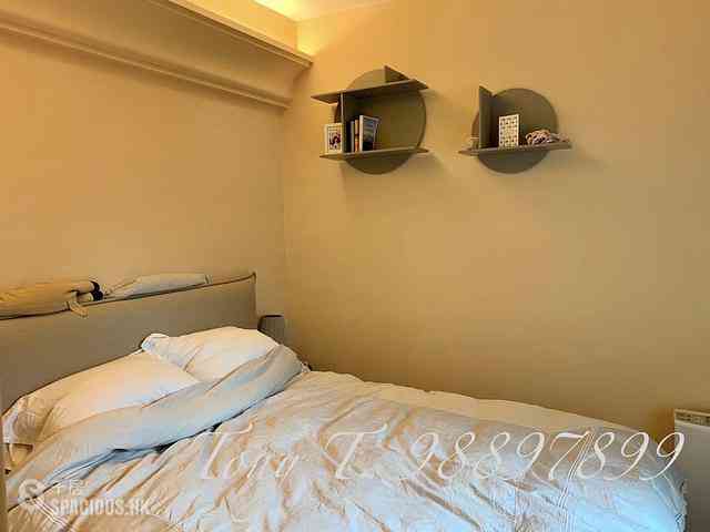 Wan Chai - Royal Court 10