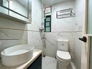 Wan Chai - Royal Court 04