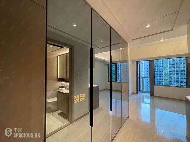 Wong Chuk Hang - The Southside Phase 1 Southland Tower 2B 04