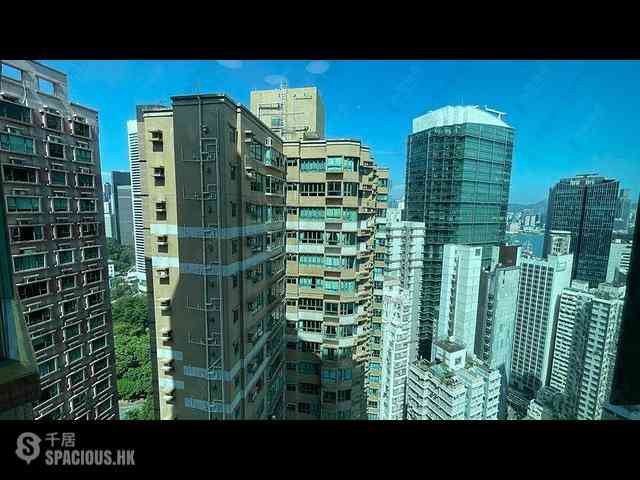 Wan Chai - Royal Court 02