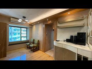 Wan Chai - Royal Court 04