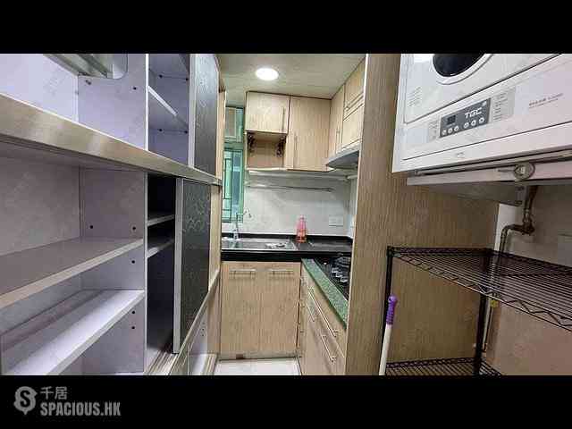 Wan Chai - Royal Court 15