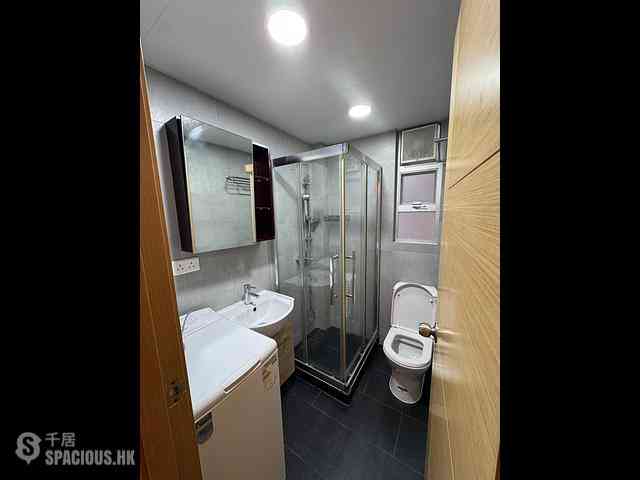 Sai Ying Pun - Samtoh Building 03