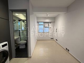 Sai Ying Pun - Fung Yat Building 02