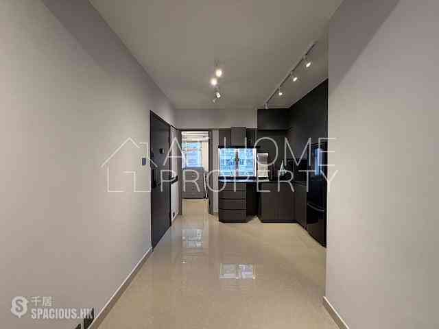 Sai Ying Pun - Fung Yat Building 04