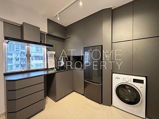 Sai Ying Pun - Fung Yat Building 05
