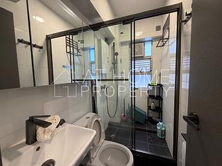 Sai Ying Pun - Fung Yat Building 06