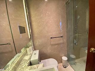 Wan Chai - The Avenue Phase 2 Block 2 13