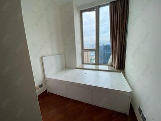 Wan Chai - The Avenue Phase 2 Block 2 15