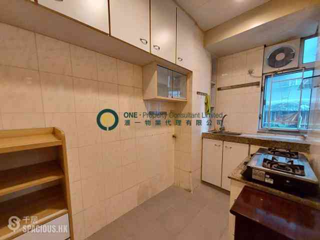 Sai Ying Pun - Hang Sing Mansion 03