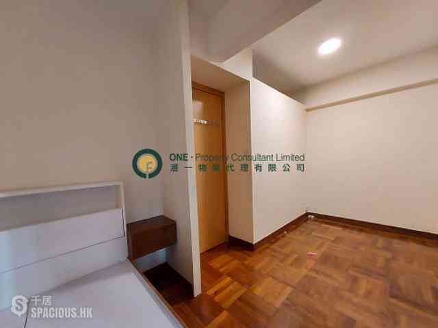 Sai Ying Pun - Hang Sing Mansion 05
