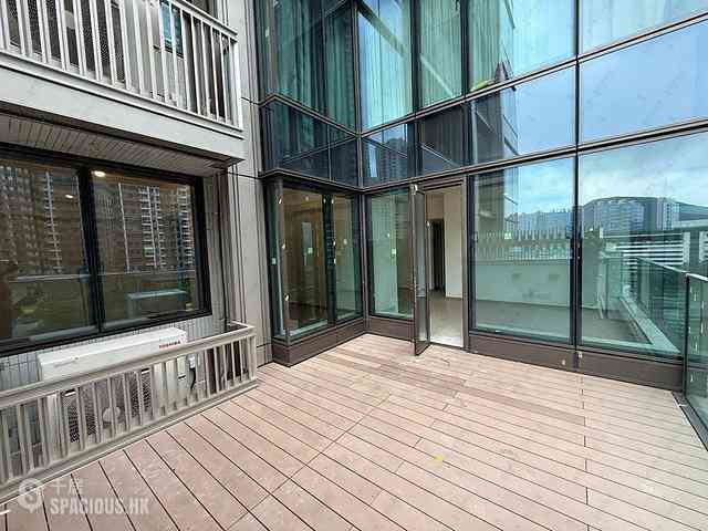 Wong Chuk Hang - The Southside Phase 3B Blue Coast Tower 1B 09