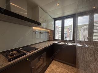 Wong Chuk Hang - The Southside Phase 3B Blue Coast Tower 2A 06