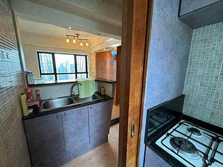 Mid Levels West - Wilton Place 03