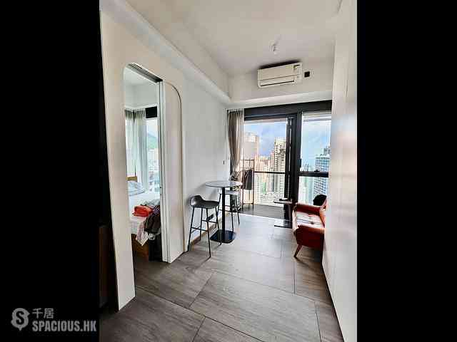 Sai Ying Pun - Two・Artlane 05
