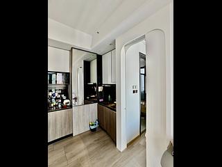 Sai Ying Pun - Two・Artlane 02