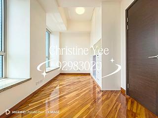 Wan Chai - The Avenue 10
