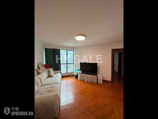 Mid Levels Central - Goldwin Heights 01