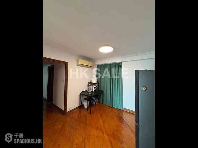 Mid Levels Central - Goldwin Heights 03
