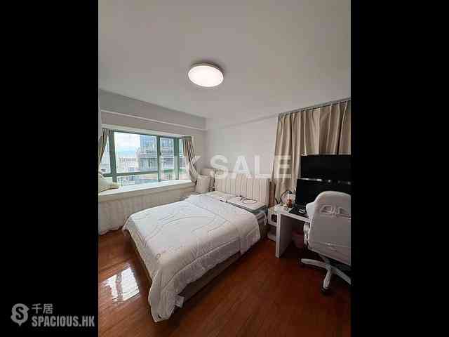 Mid Levels Central - Goldwin Heights 04