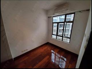 Mid Levels Central - Good View Court 05