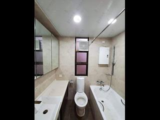 Mid Levels Central - Good View Court 06