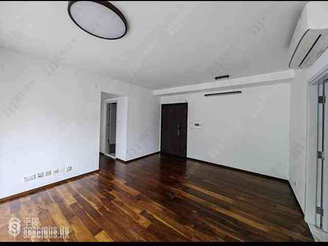 Soho - Centrestage Block 2 09