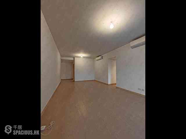 Wong Chuk Hang - The Southside Phase 2 La Marina Tower 1B 06
