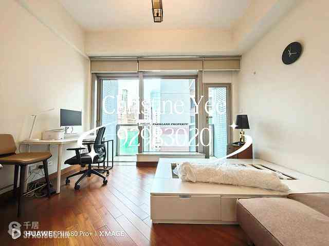 Wan Chai - The Avenue 01
