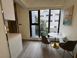 Sai Ying Pun - The Queens 03