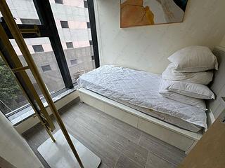 Sai Ying Pun - The Queens 04