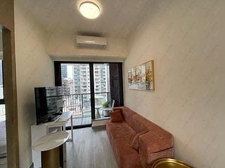 Sai Ying Pun - The Queens 10