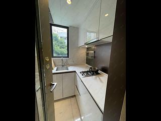 Sai Ying Pun - The Queens 14