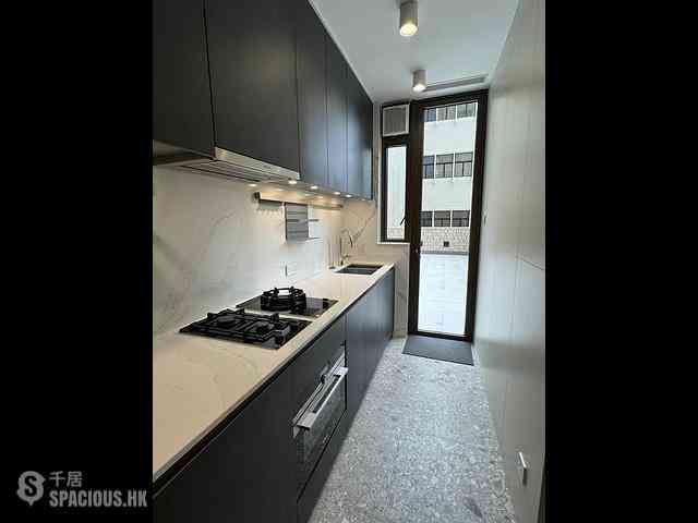 Wan Chai - One Wood Road 05