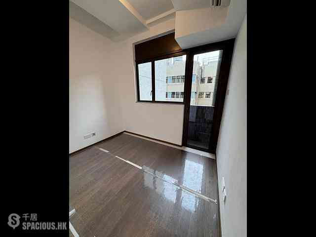 Wan Chai - One Wood Road 07