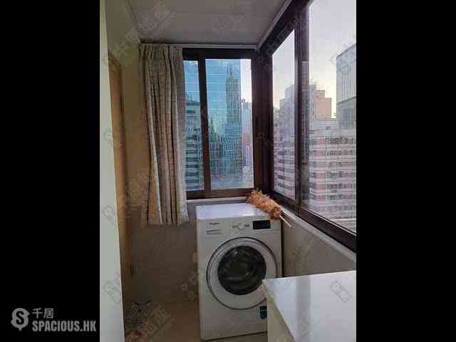 Wan Chai - Sam Yuen Mansion 07