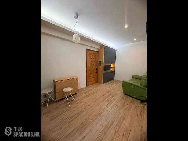 Sheung Wan - Wing Fai Building 01