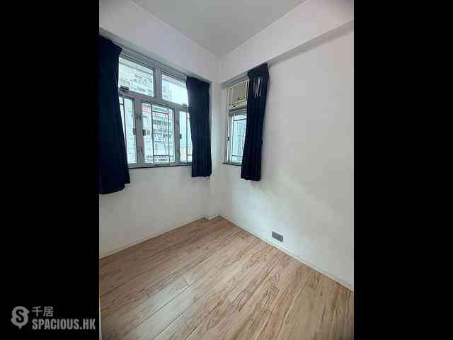 Sheung Wan - Wing Fai Building 04