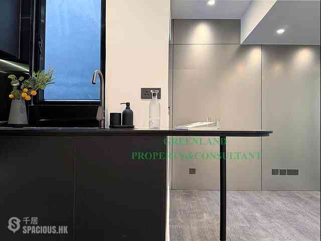 Central - 17, Peel Street 10