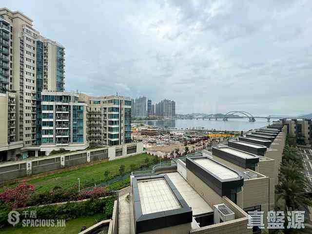 Tseung Kwan O - Alto Residences 01