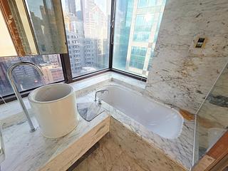 Wan Chai - The Gloucester 05