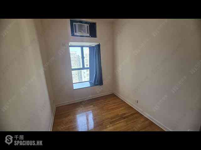 Mid Levels Central - Scenecliff Block 2 03