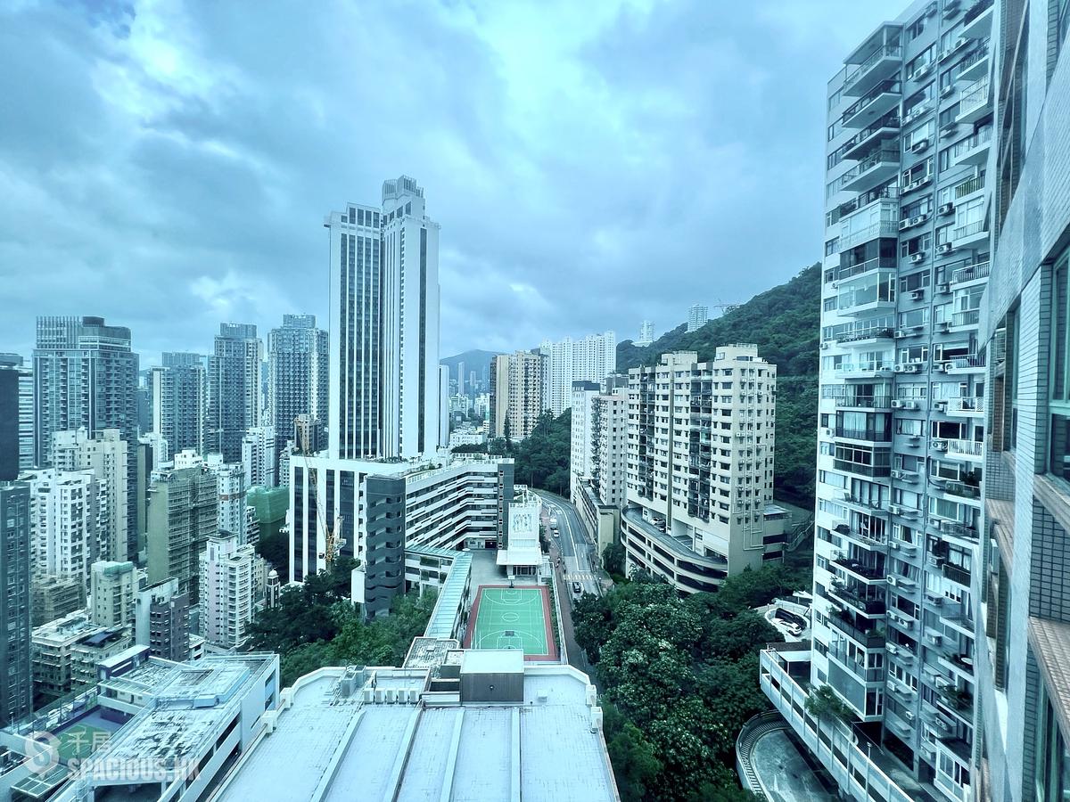 Wan Chai - Royal Court 01