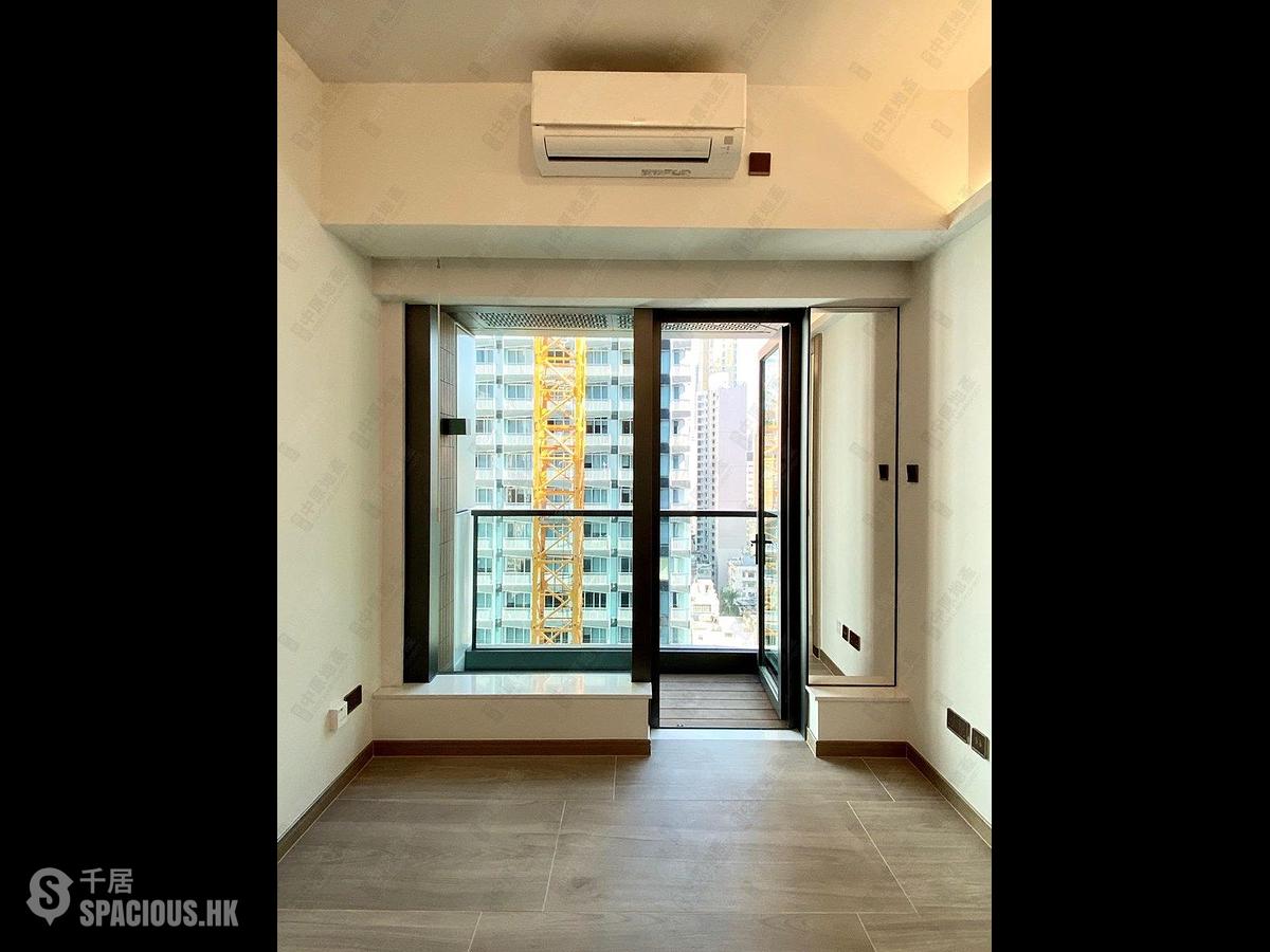 Sai Ying Pun - One・Artlane 01