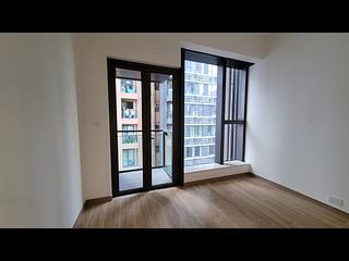 Sai Wan Ho - Parker 33 07