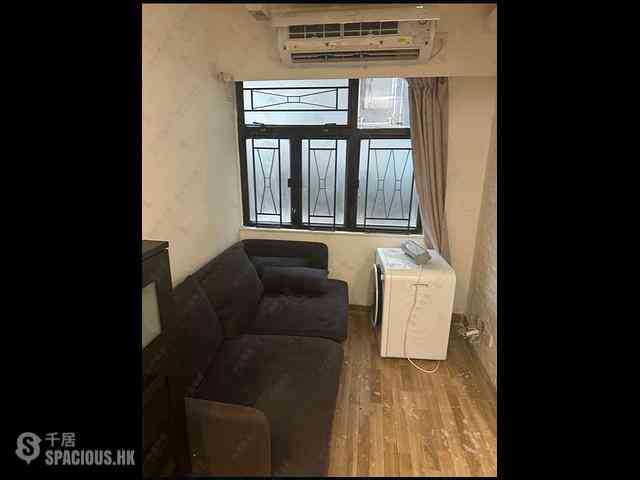Shek Tong Tsui - Wing Ga Building 01